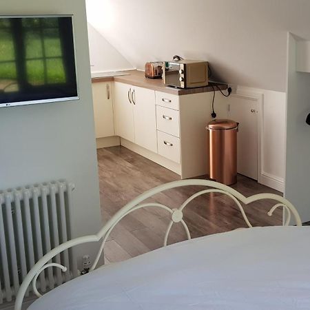 Rookery Lodge Apartments Wistaston Экстерьер фото